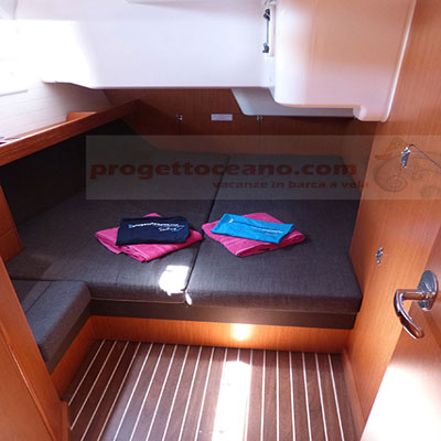 procida ischia rent boat bavaria cr 51
